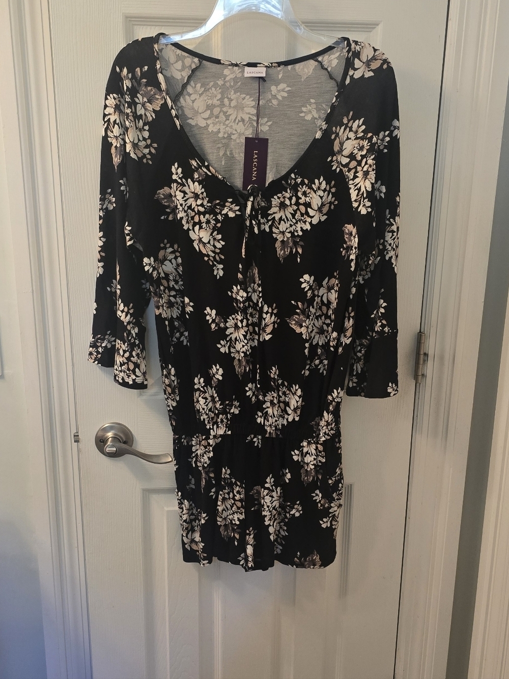 Lascana NWT Women's Black Floral V-Neck Shorts Jumper, Pockets, Size 6    (#7)